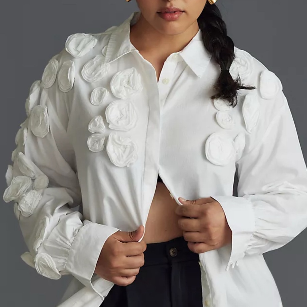 Anthropologie x Maeve Bennet 3d White Floral Top